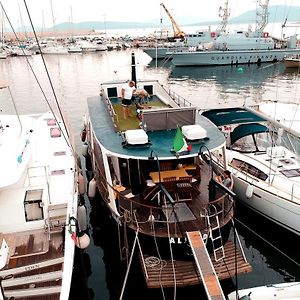 Boat & Breakfast Alicudi